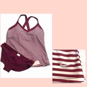 Nike Tankini 2 piece swimsuit 🏖🏖🏖